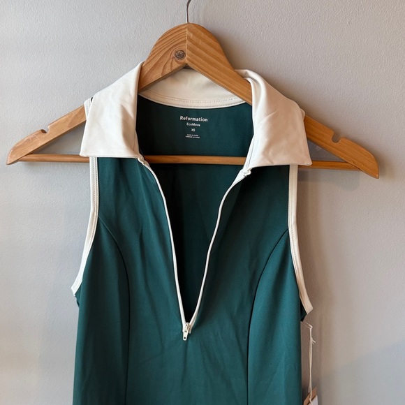Reformation Leslie Ecomove‎ Zip Front Active Dress in Pine NWT - Picture 6 of 13
